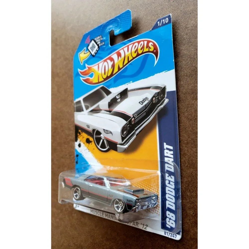2012 Hot Wheels '68 DODGE DART Metalflake Gray Muscle Mania Mopar '12 01/10 1:64